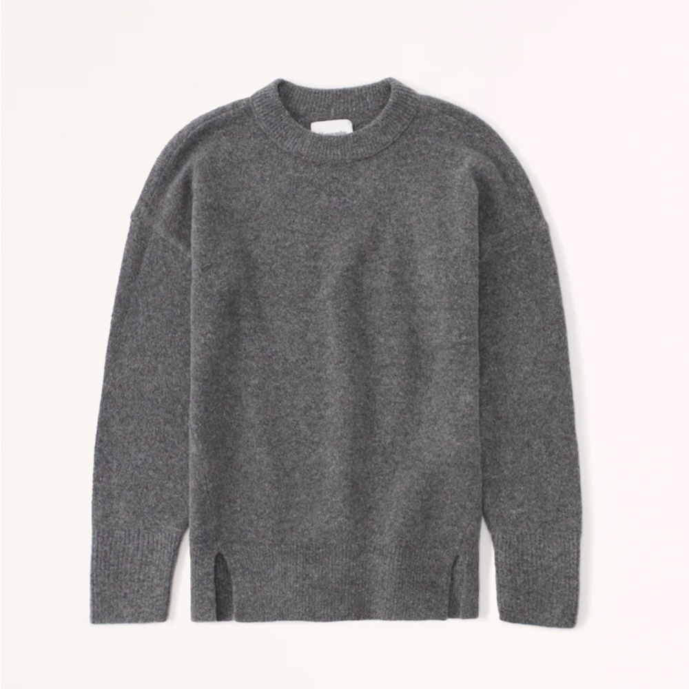 ABERCROMBIE Soft AF Crew Sweater